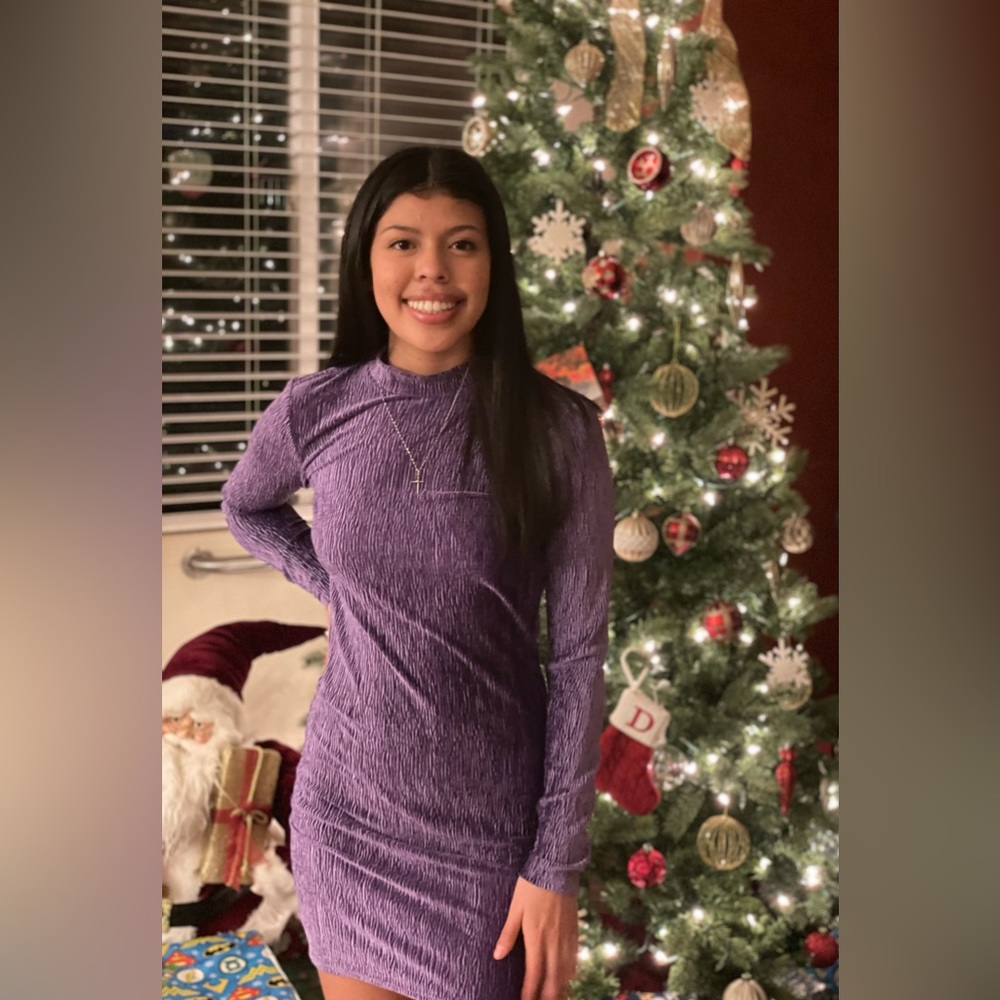 Dress - Picture 4 of 4